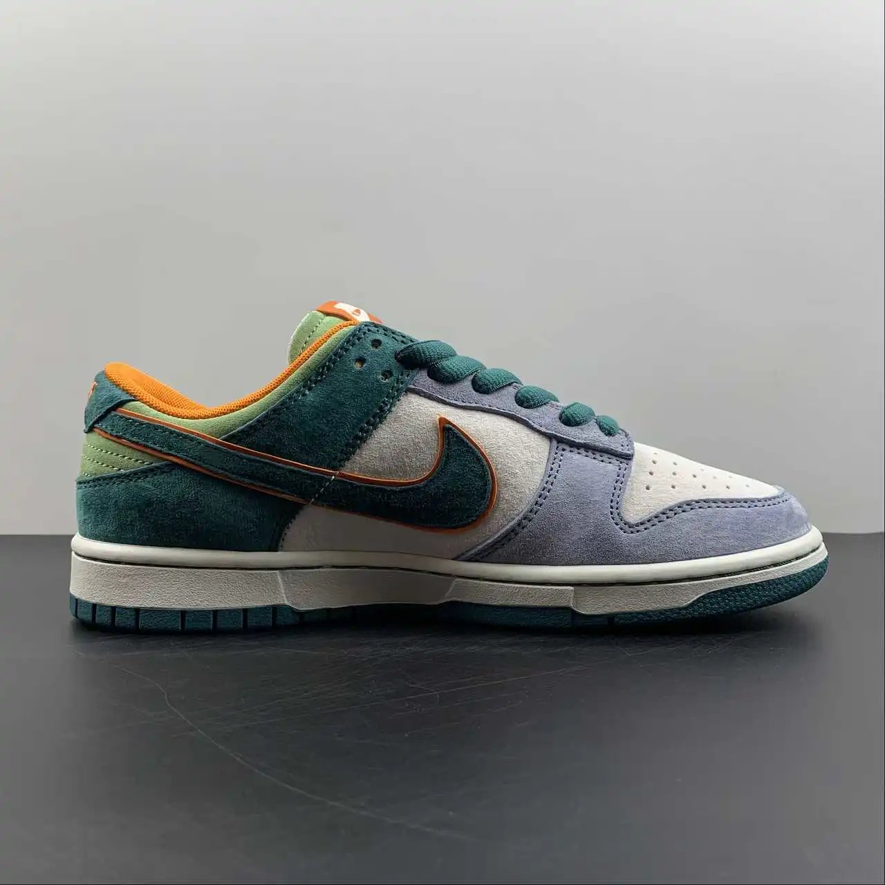 Nike Dunk Low LF0039-022 5