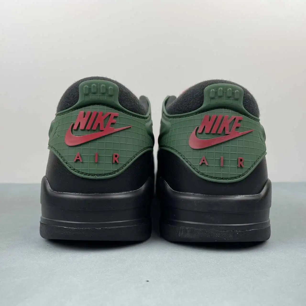 Air Jordan 4 FQ7939-003 thumbnail 3
