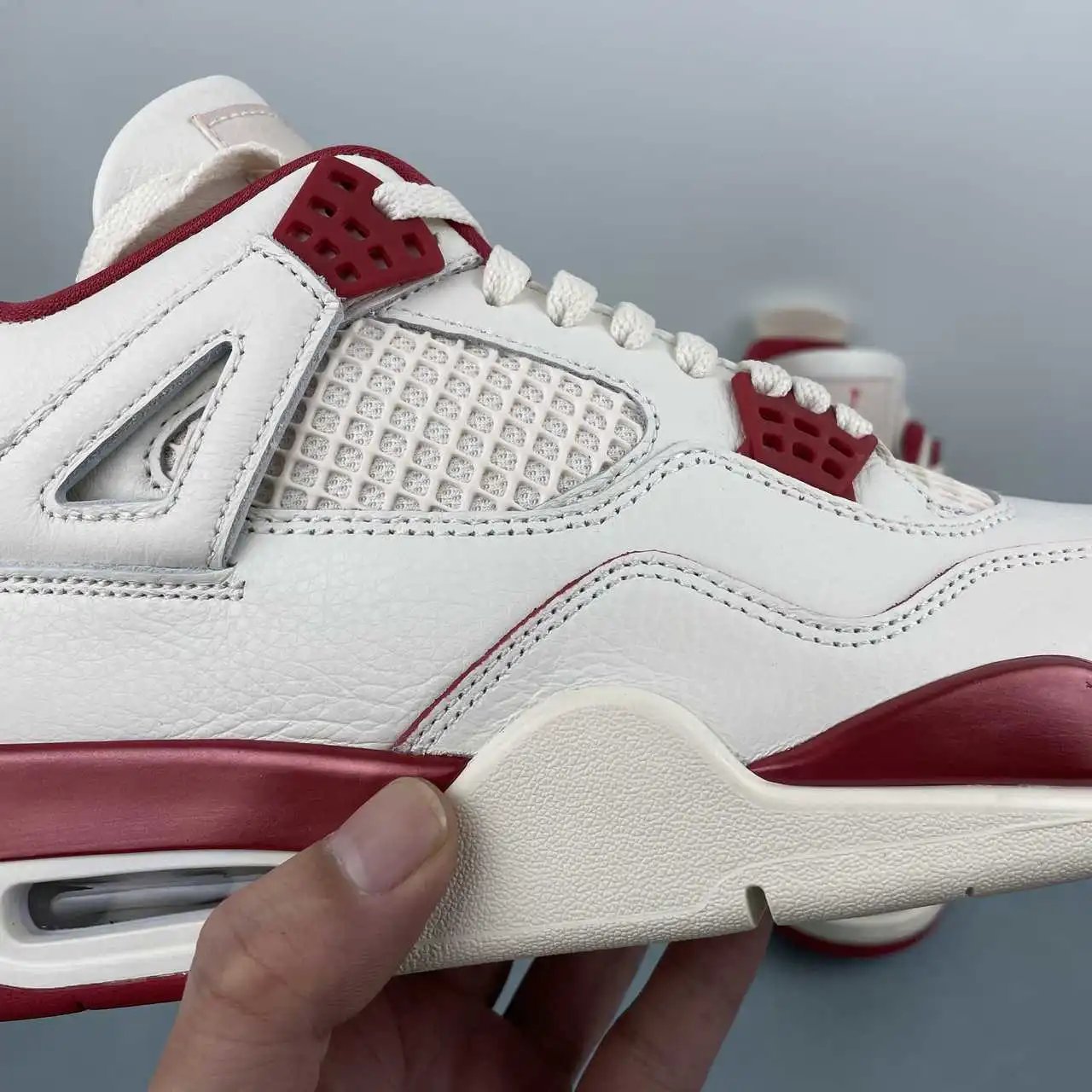 Air Jordan 4 HV0823-108 9