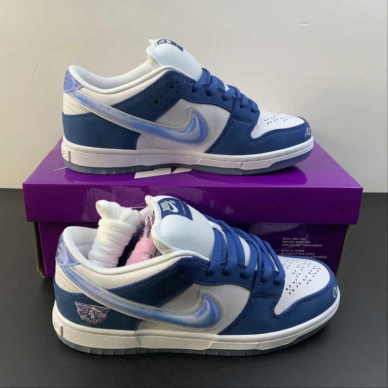 Nike Dunk Low FN7819-400
