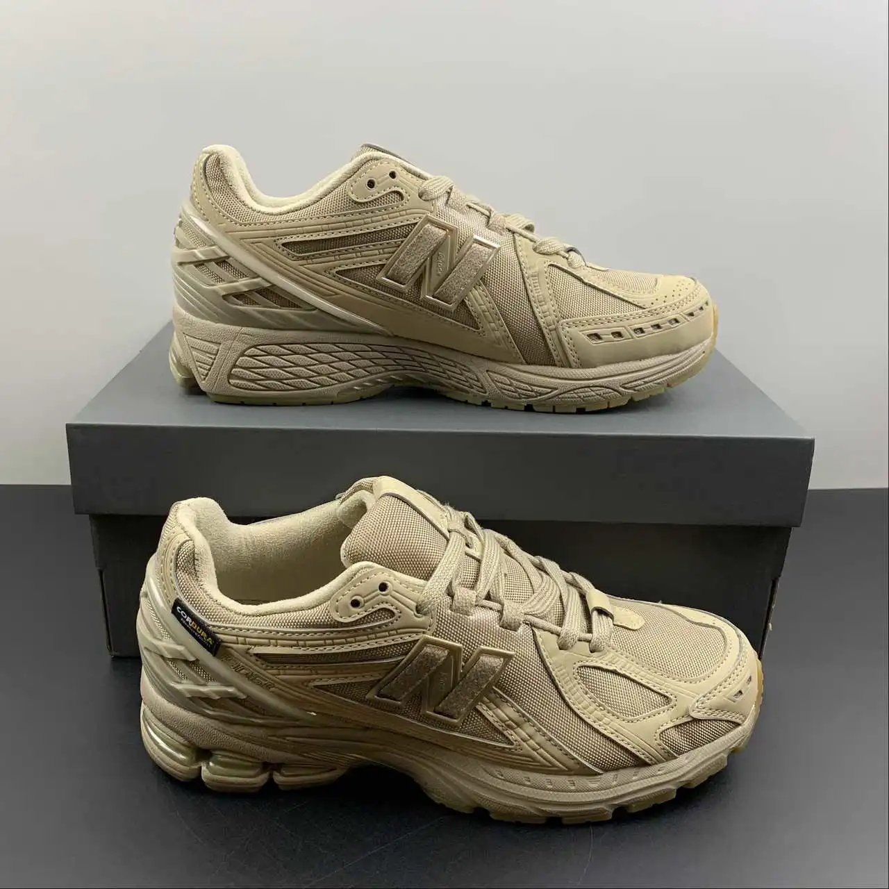 New Balance 1906 M1906RT