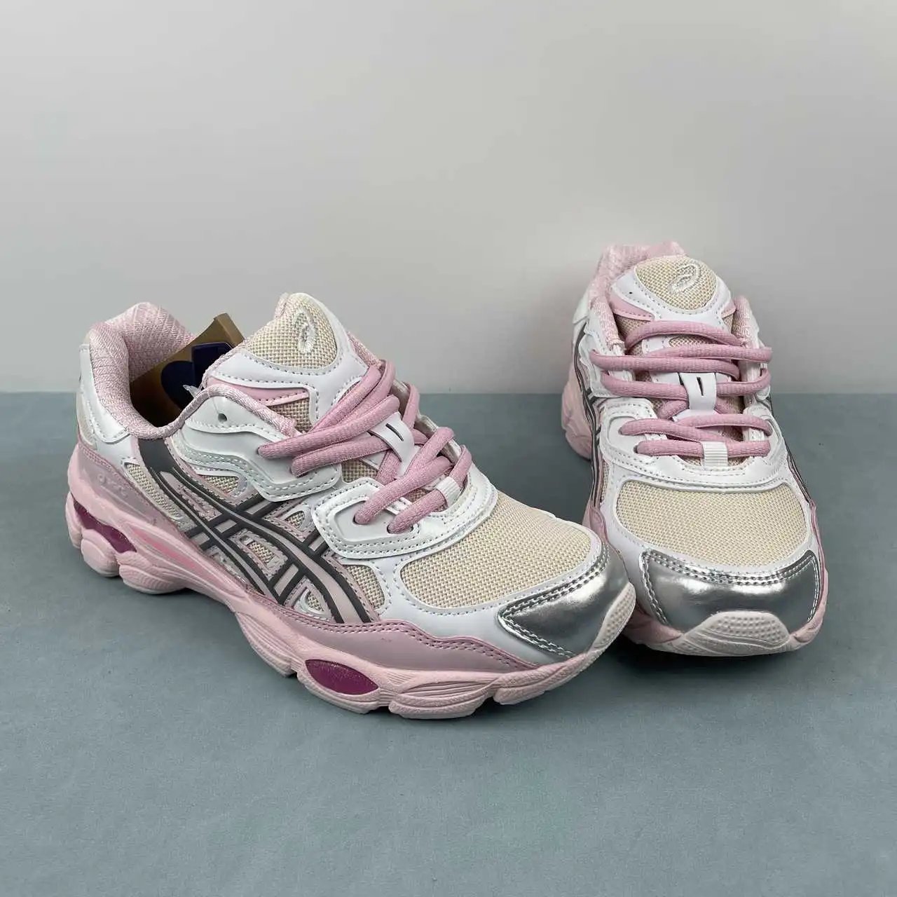Asics CEL-NYC 1203A571-100 thumbnail 2