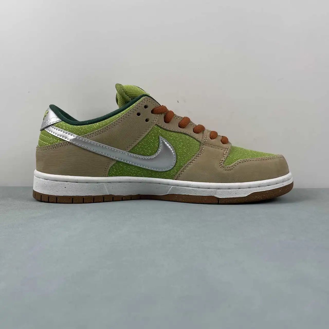 Nike Dunk Low FQ7585-200 5
