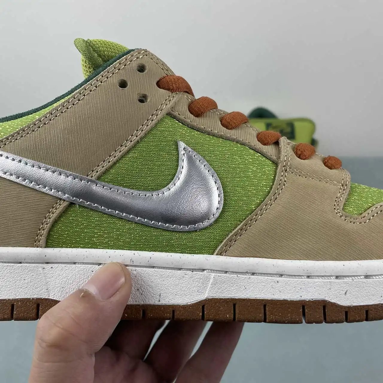 Nike Dunk Low FQ7585-200 6