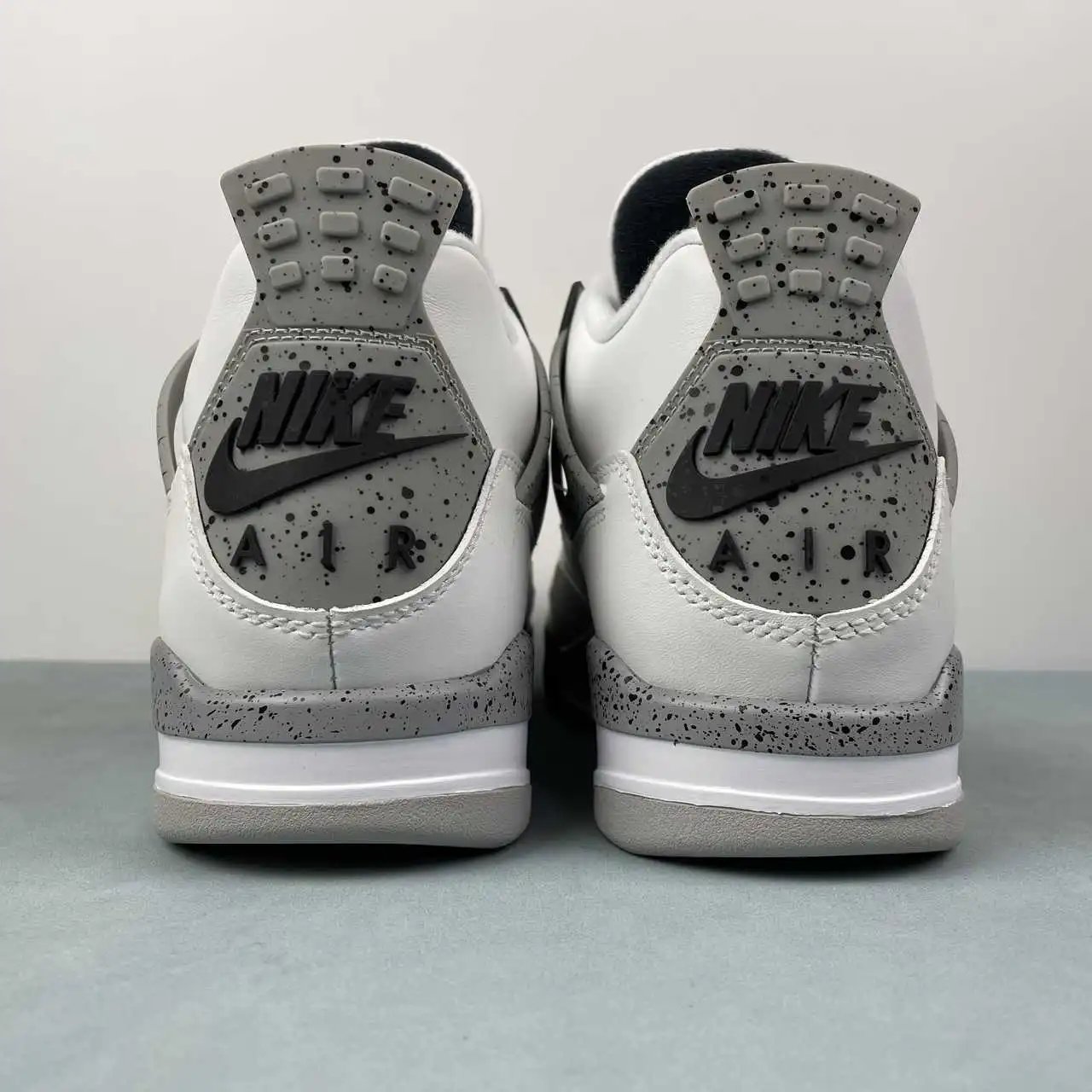 Air Jordan 4 FV5029-100 thumbnail 3