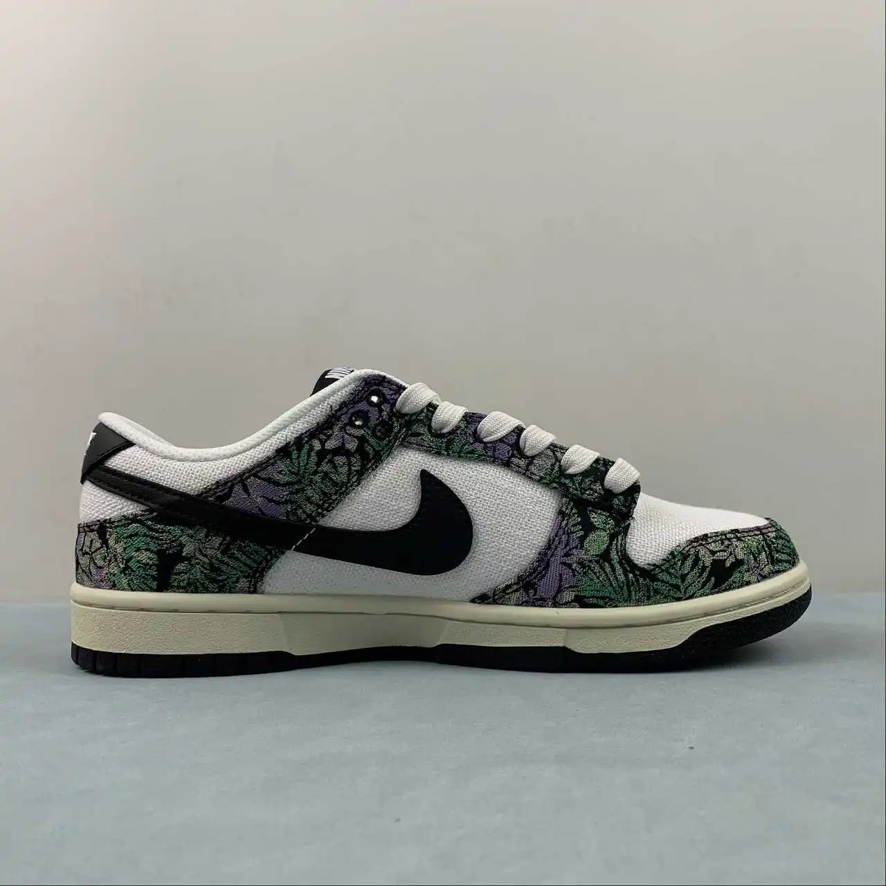 Nike Dunk Low FN7105-030 5
