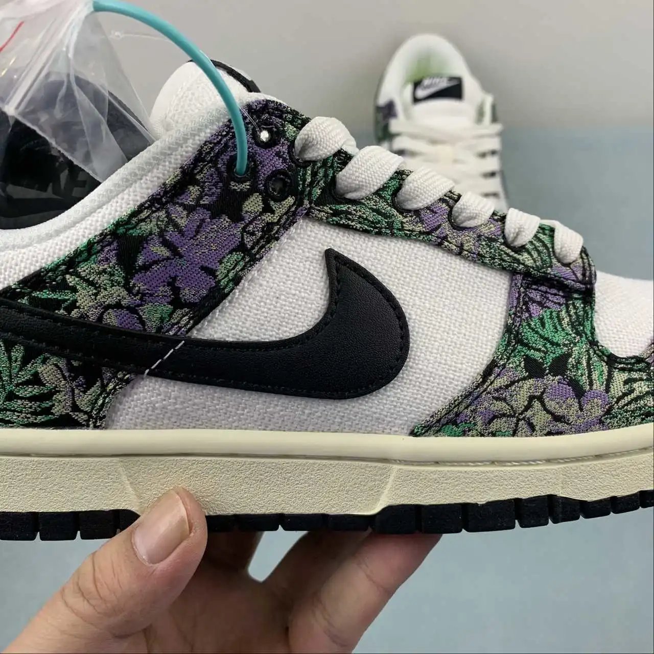 Nike Dunk Low FN7105-030 6