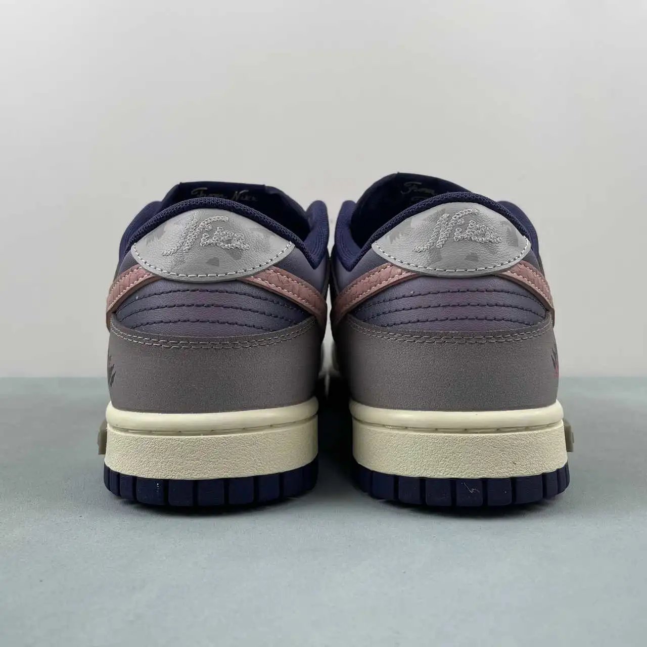 Nike Dunk Low FV8106-181 11