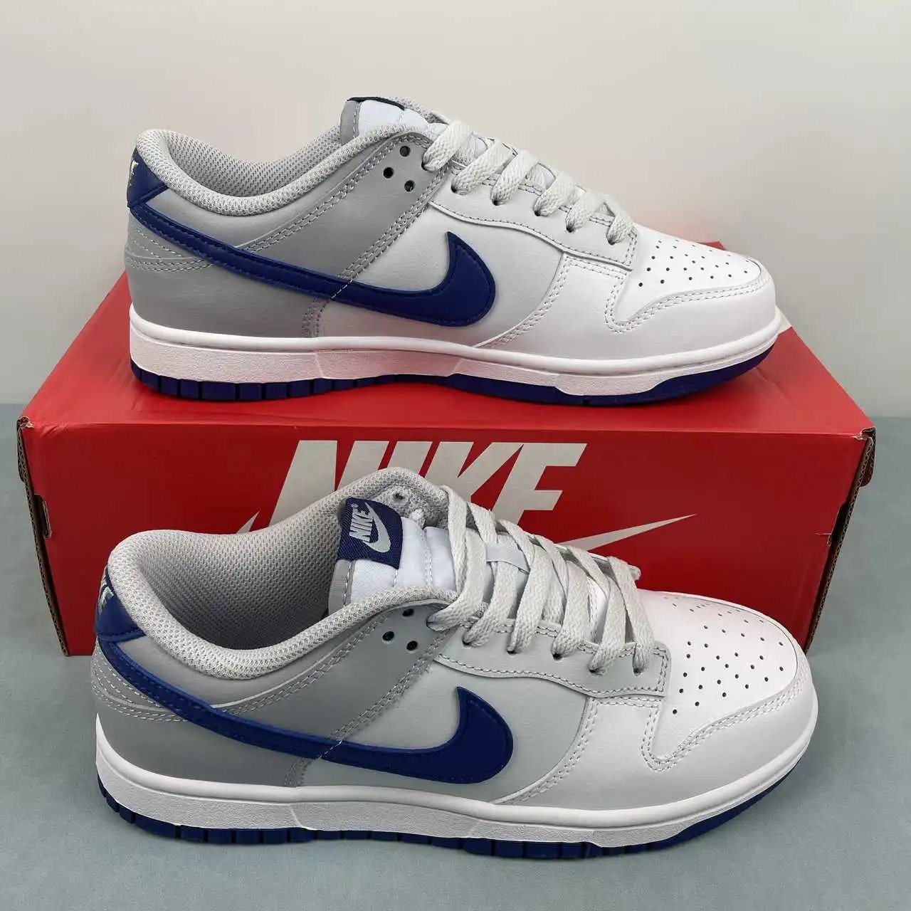 Nike Dunk Low White Grey Blue Color-Blocked