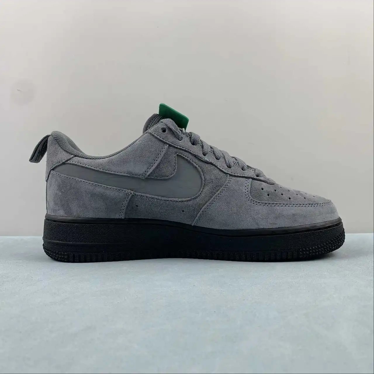Nike Air Force 1 DZ4514-002 thumbnail 4