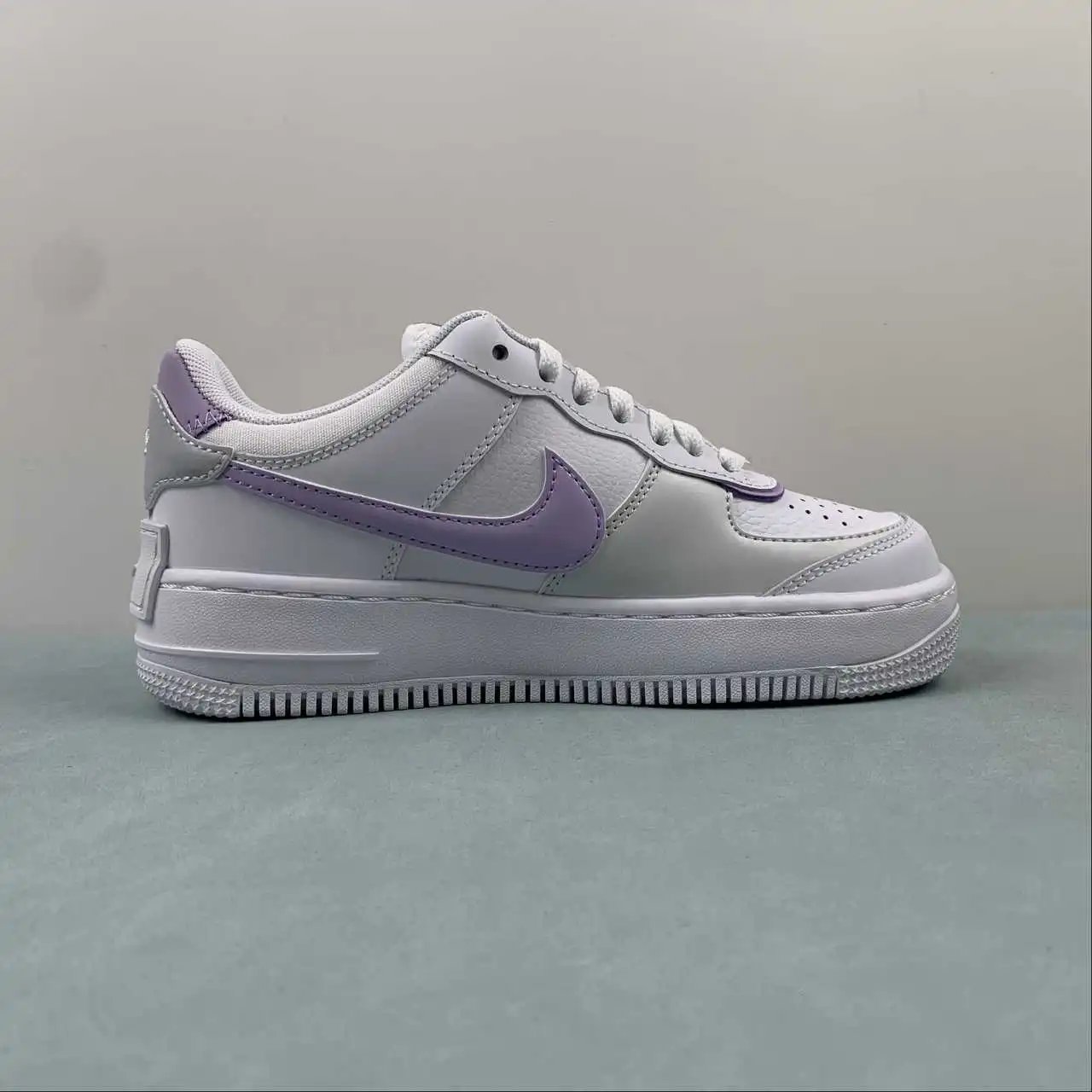 Nike Air Force 1 FN6335-102 thumbnail 4