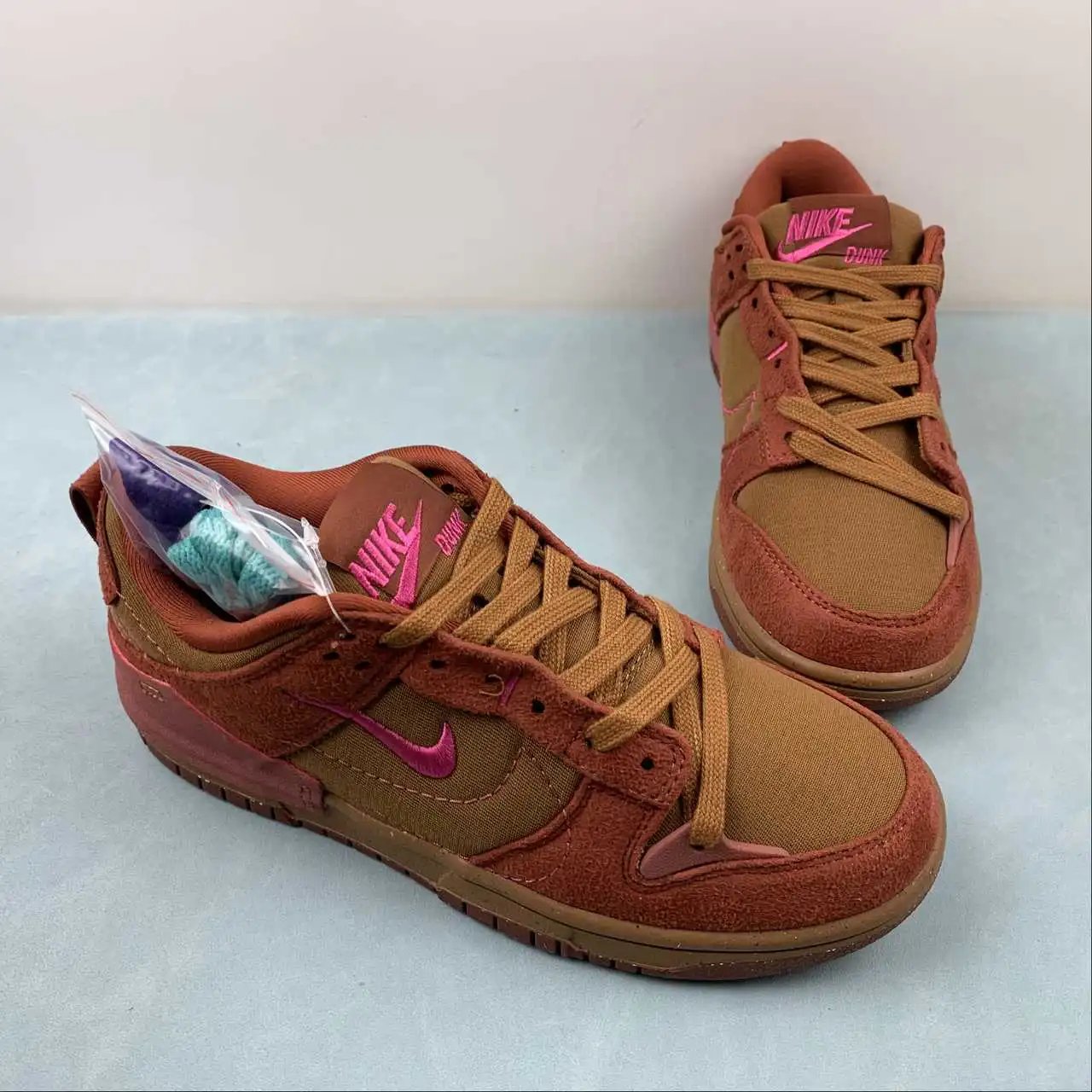 Nike Dunk Low DH4402-200 thumbnail 2