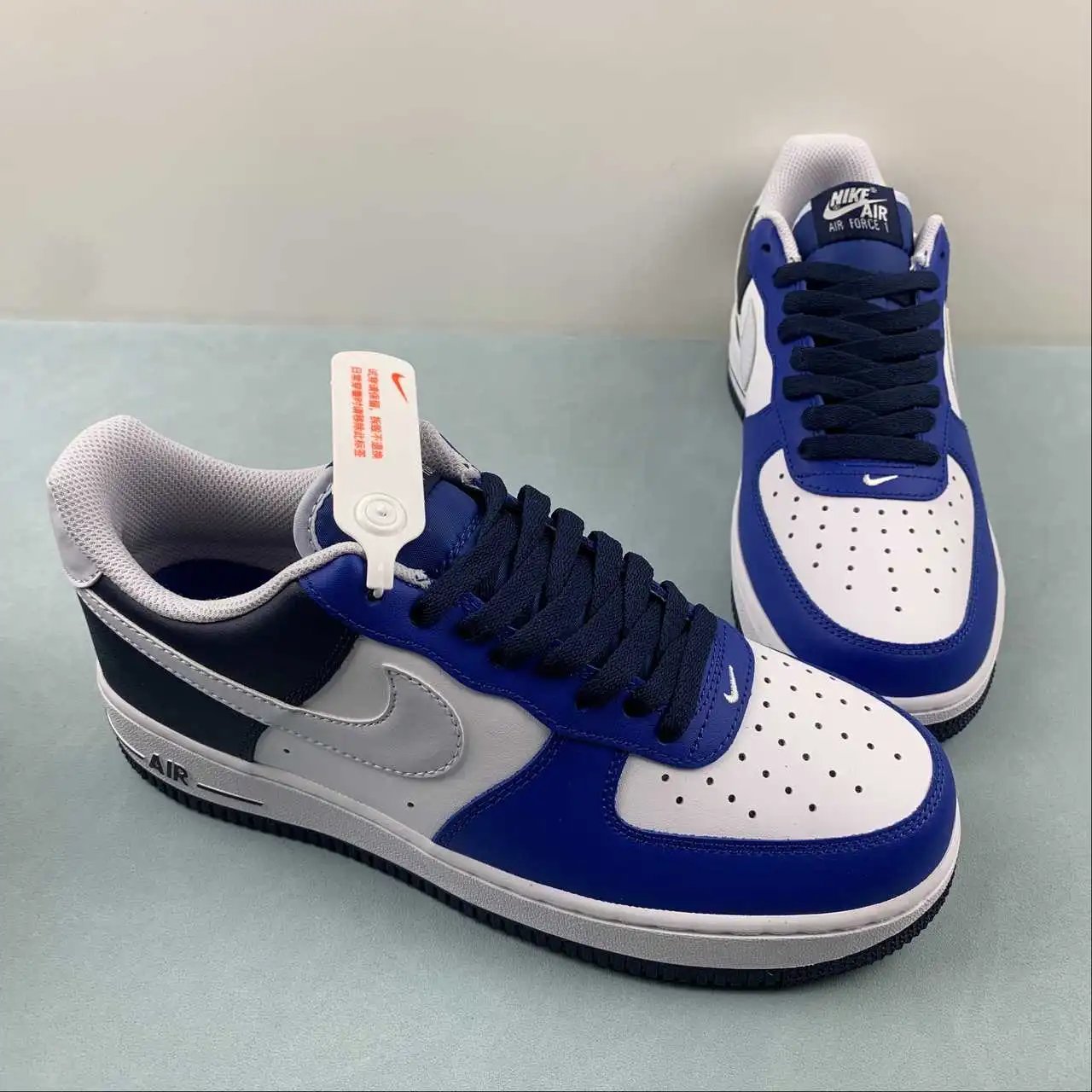 Nike Air Force 1 FQ8825-100 thumbnail 2