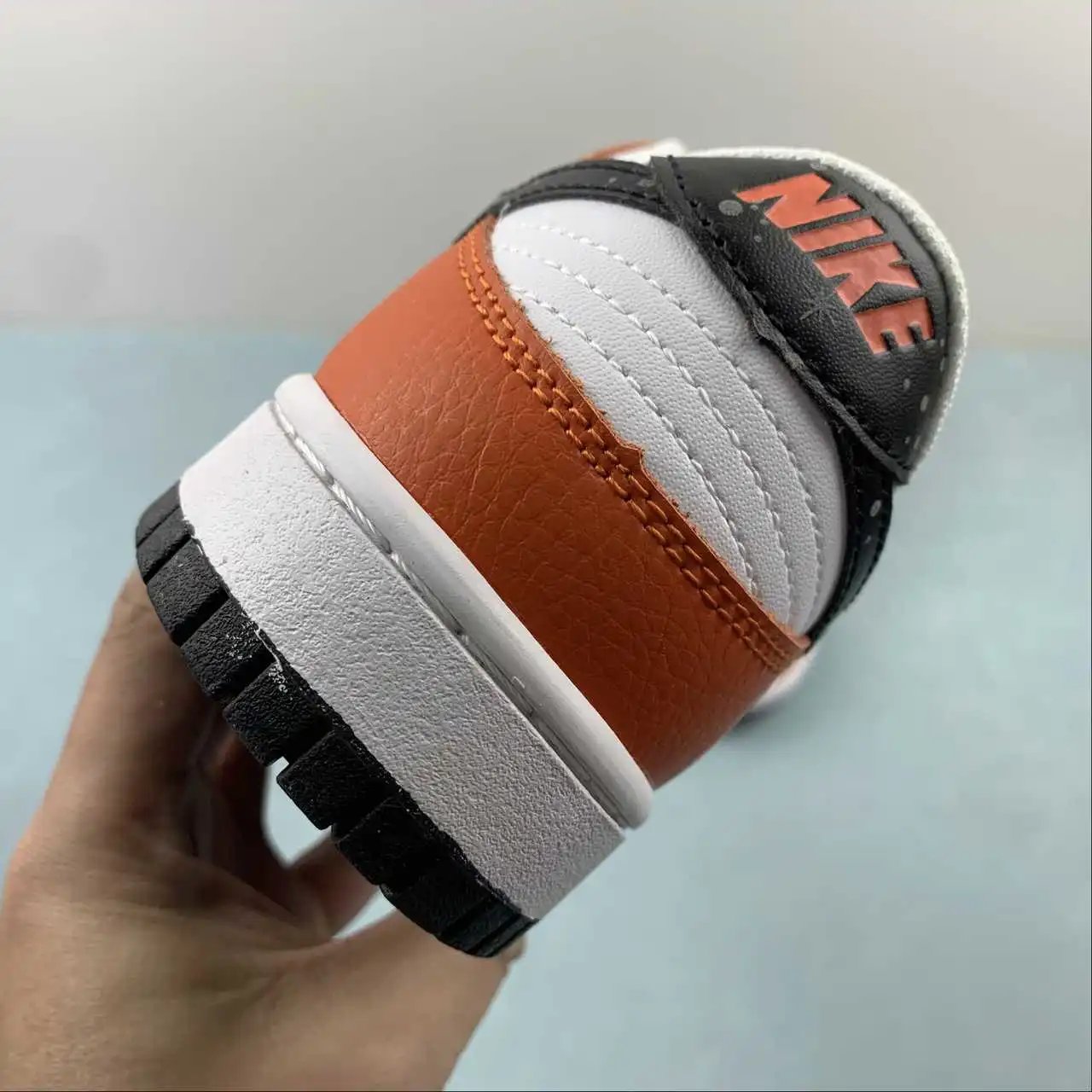 Nike Dunk Low DQ4697-800 10