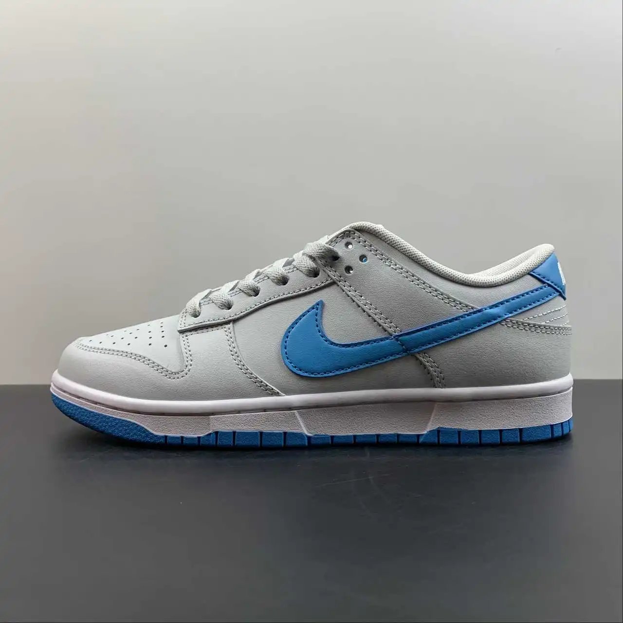 Nike Dunk Low DV0831-001 thumbnail 4