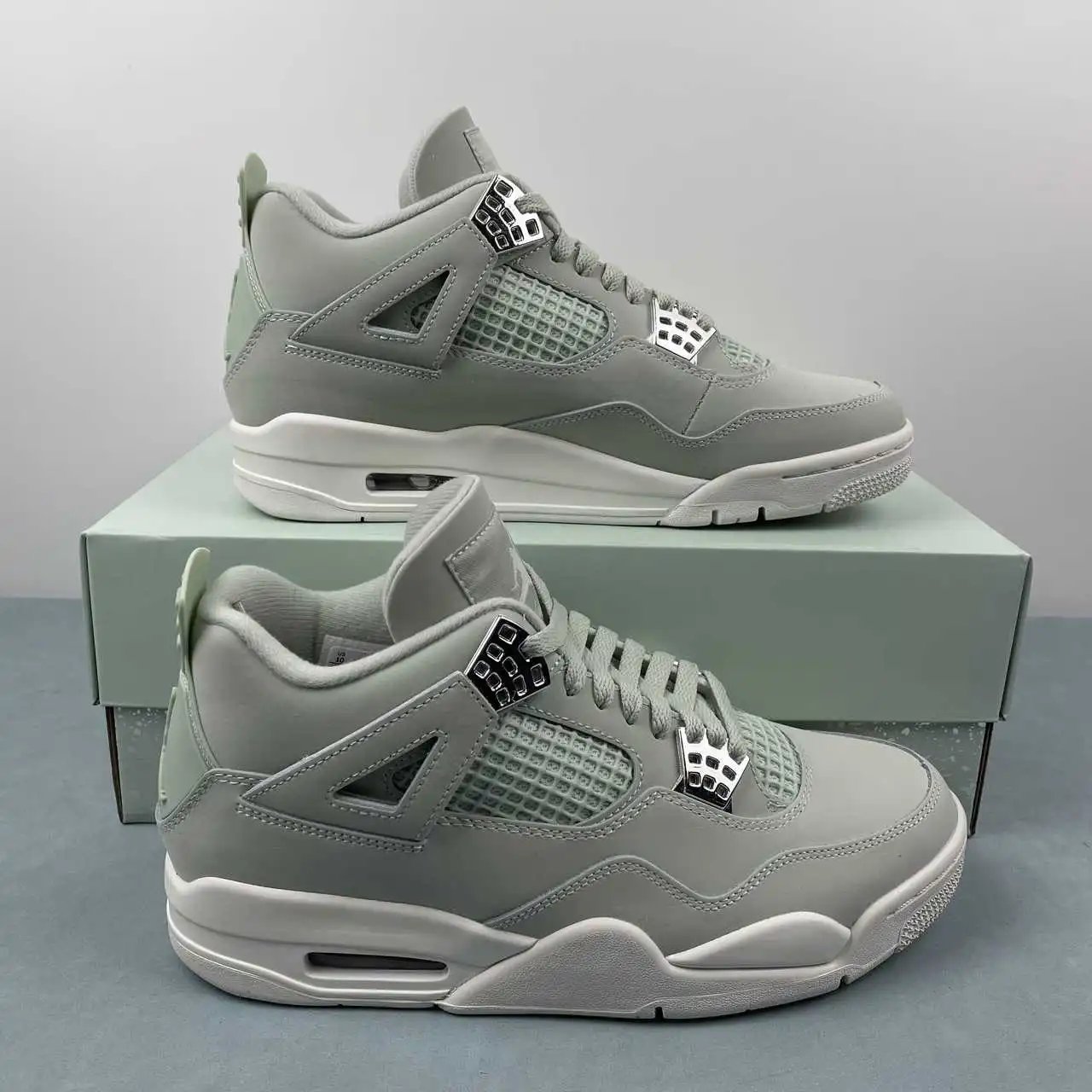 Air Jordan 4 HV0823-003