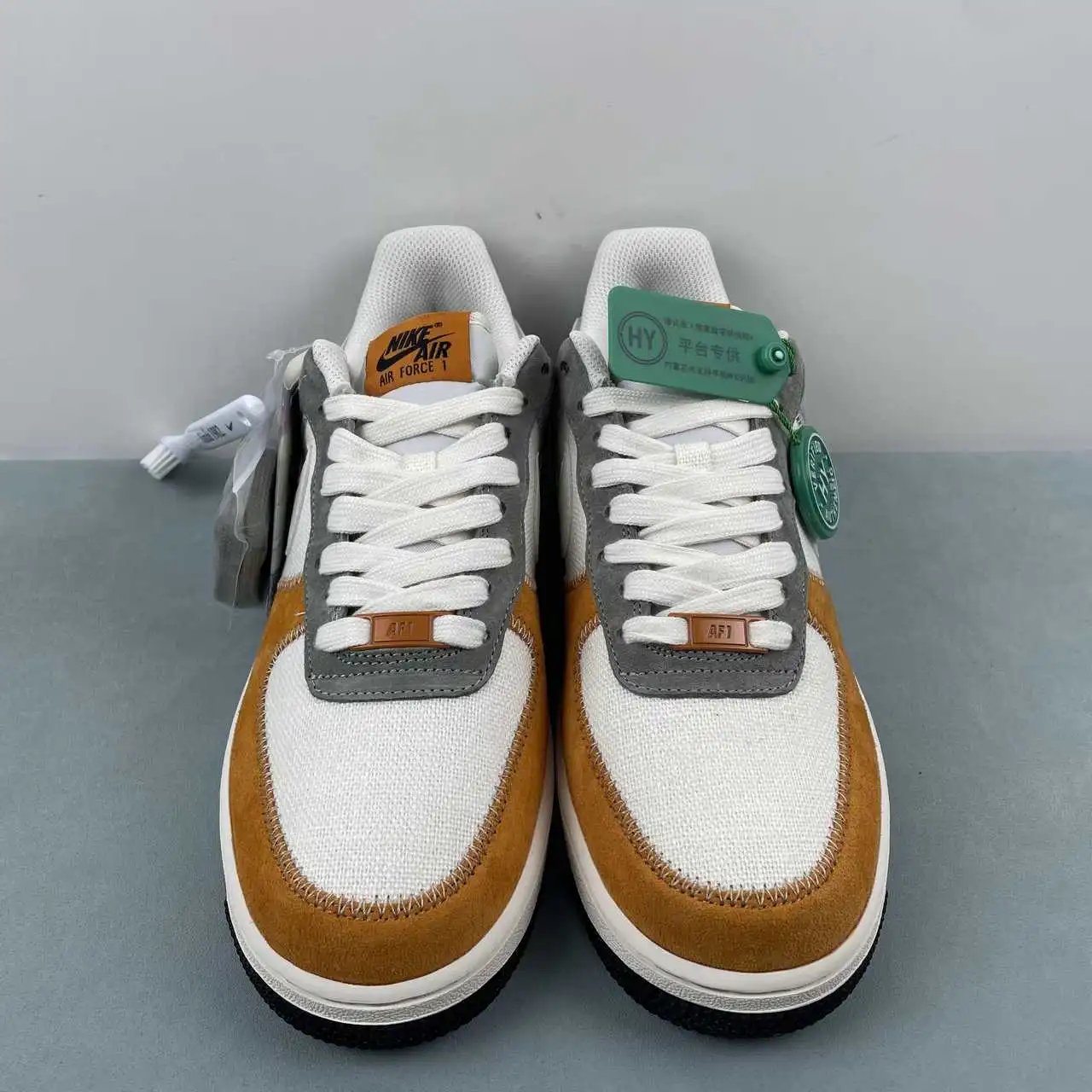 Nike Air Force 1 FZ6684-001 thumbnail 3