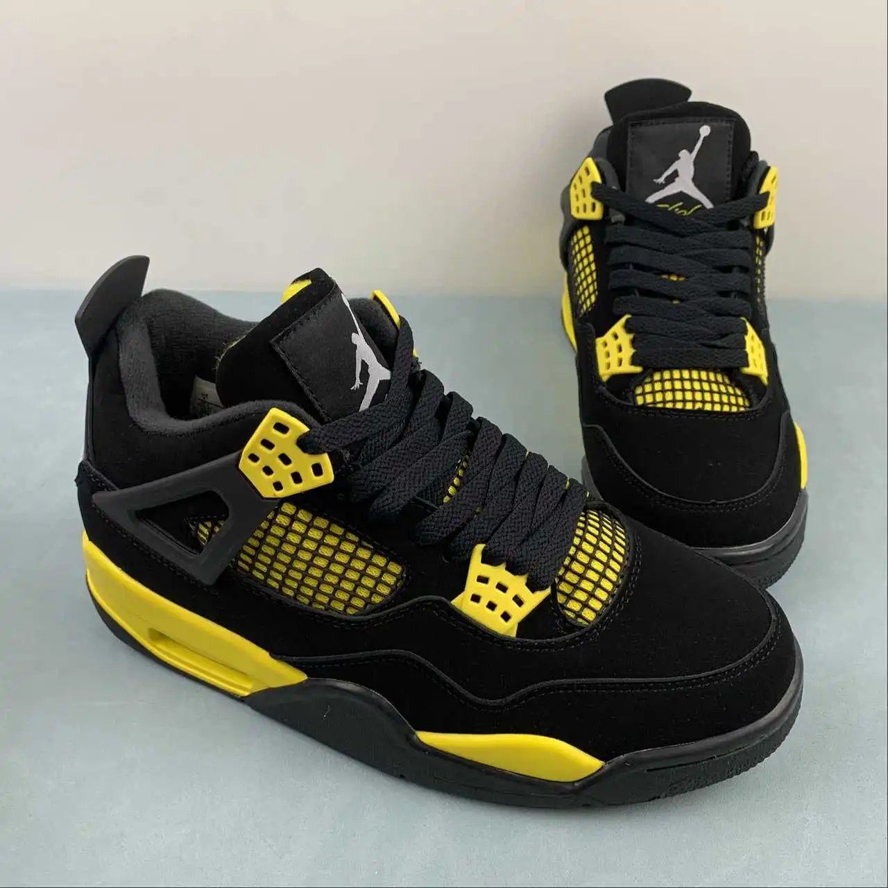 Air Jordan 4 DH6927-017 thumbnail 2