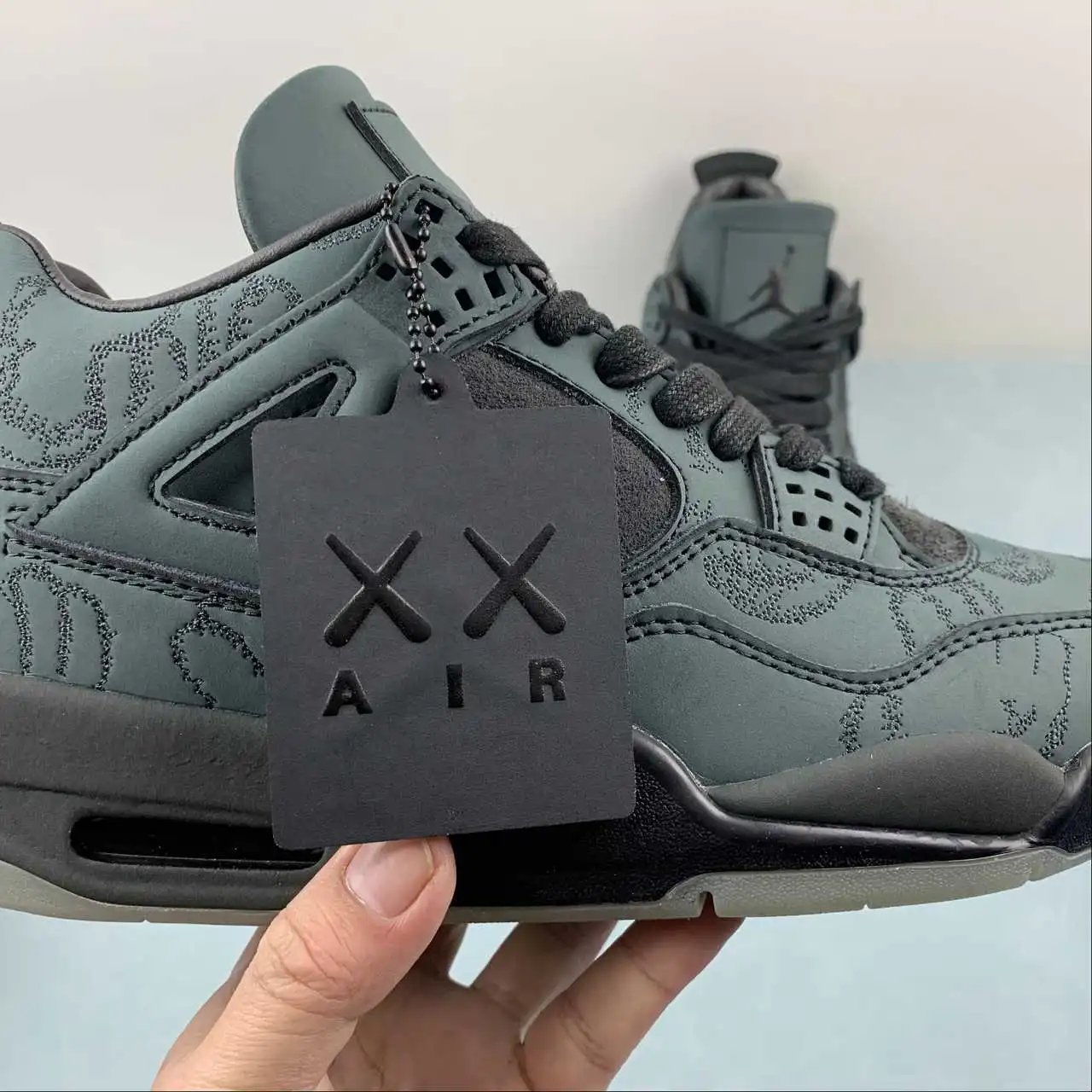 Air Jordan 4 930155-001 9