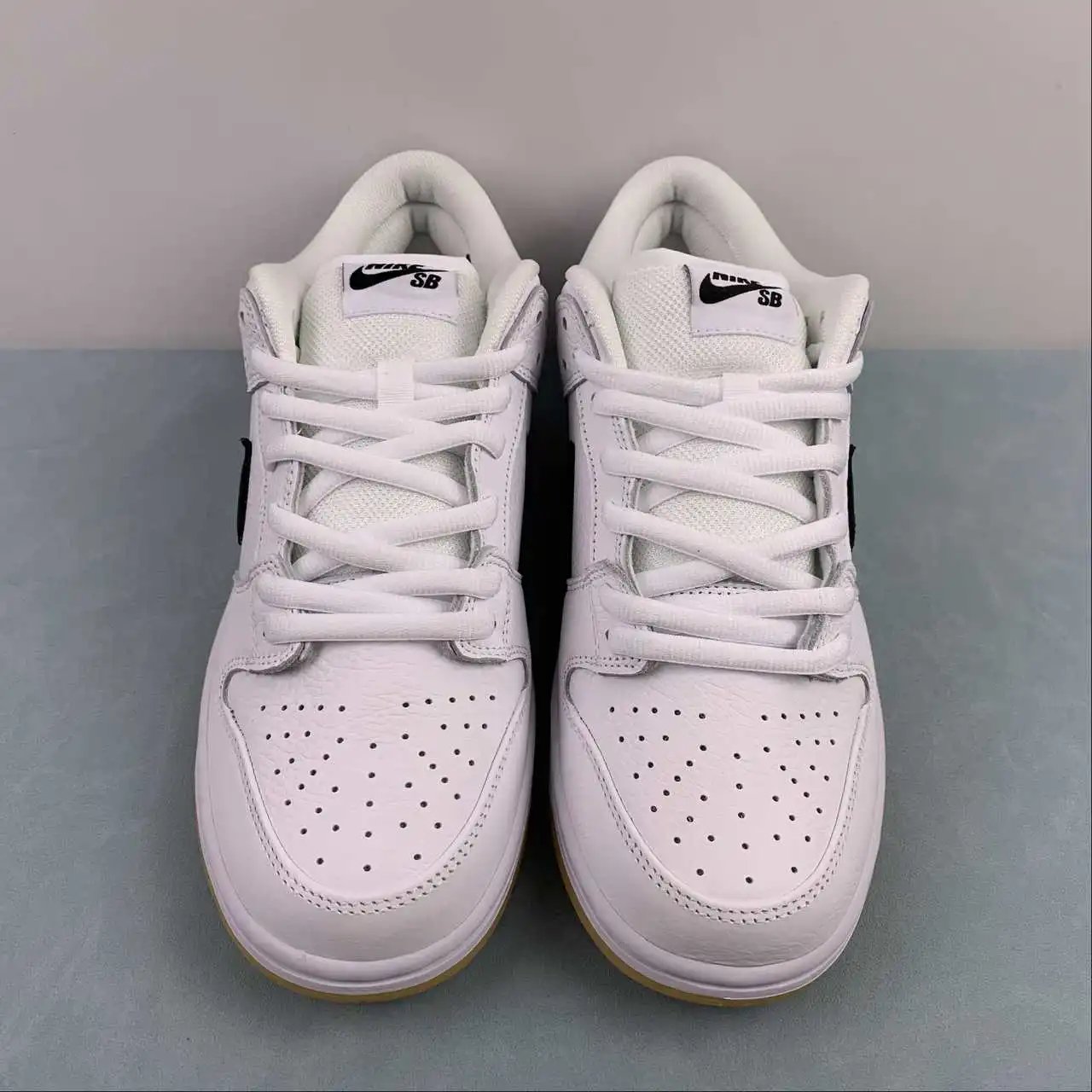 Nike Dunk Low CD2563-101 thumbnail 3
