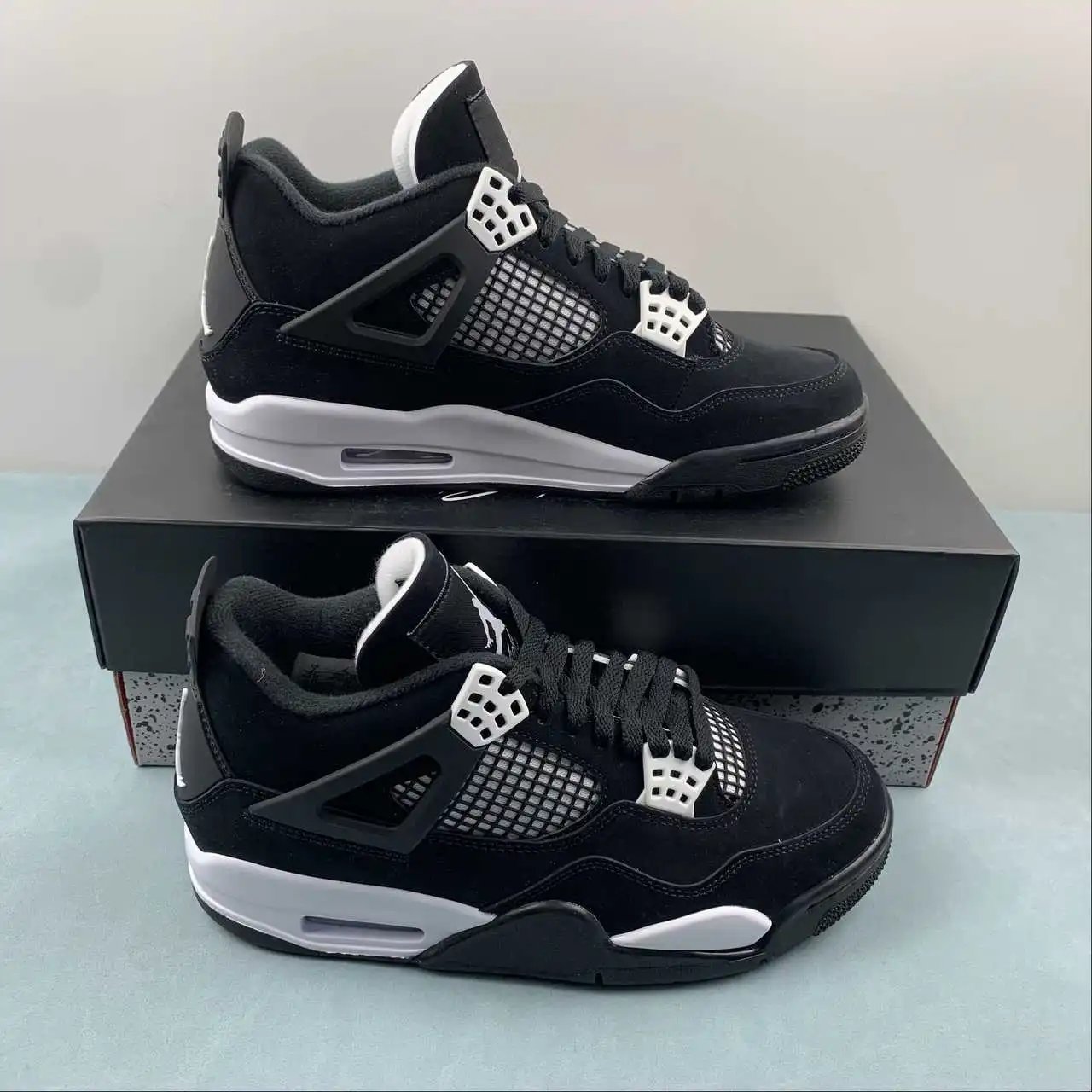 Air Jordan 4 FQ8138-001