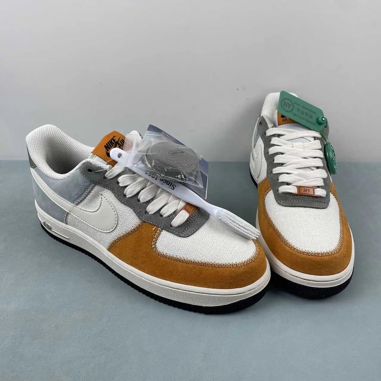 Nike Air Force 1 FZ6684-001 thumbnail 2