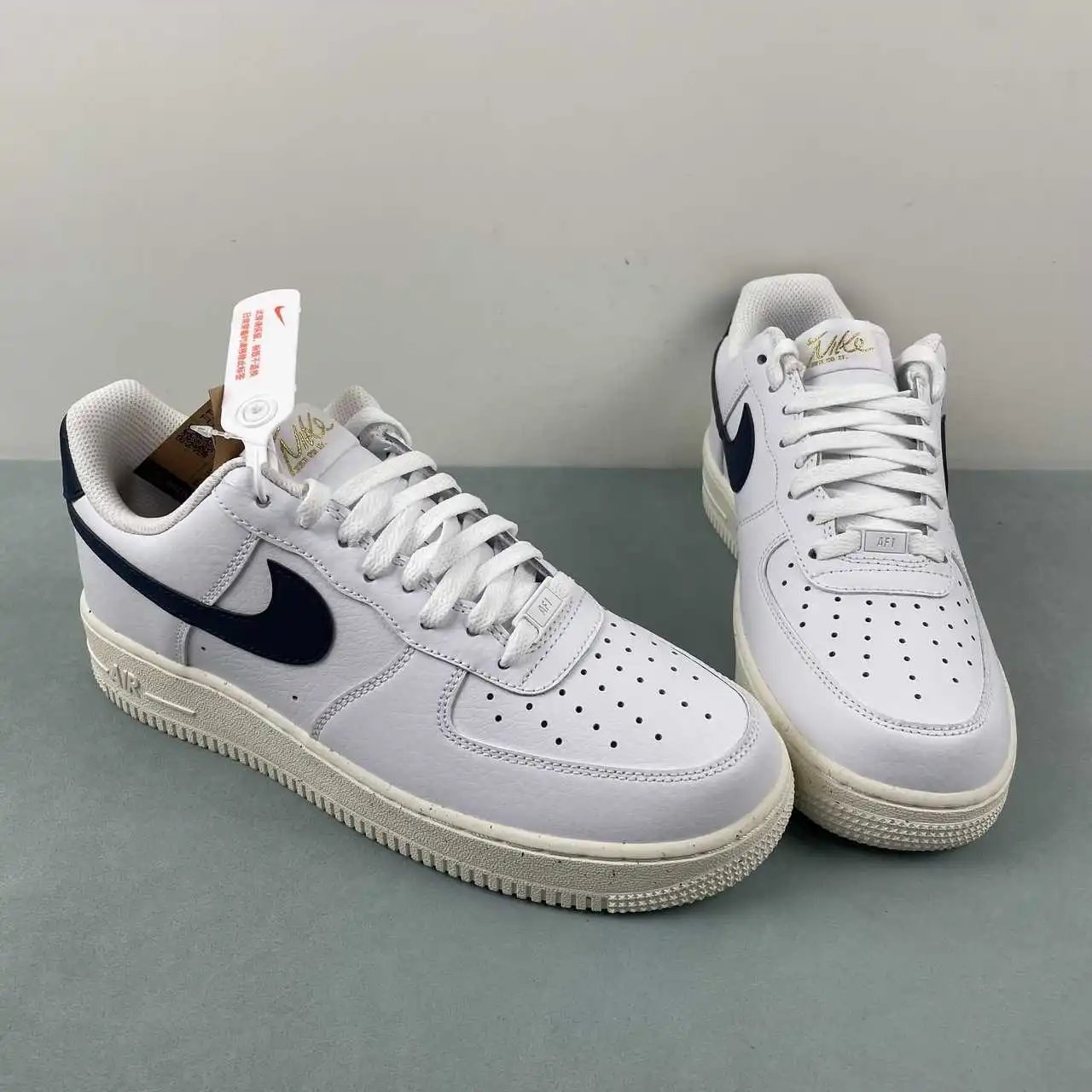 Nike Air Force 1 FZ6768-100 thumbnail 2