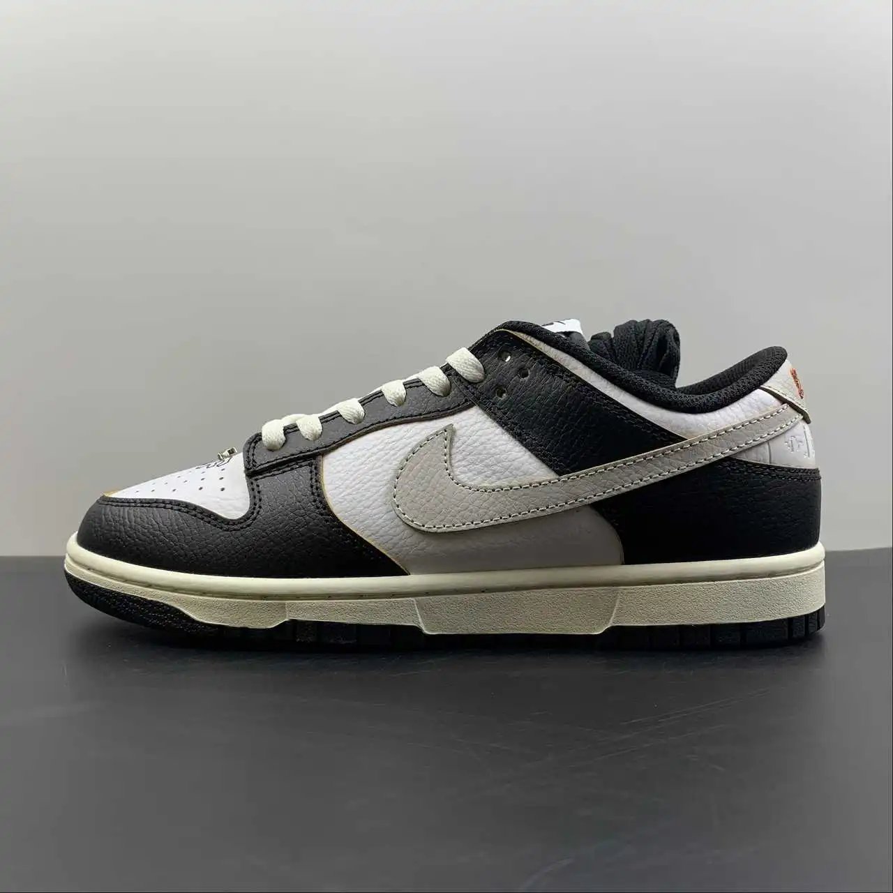 Nike Dunk Low FD8775-001 thumbnail 4