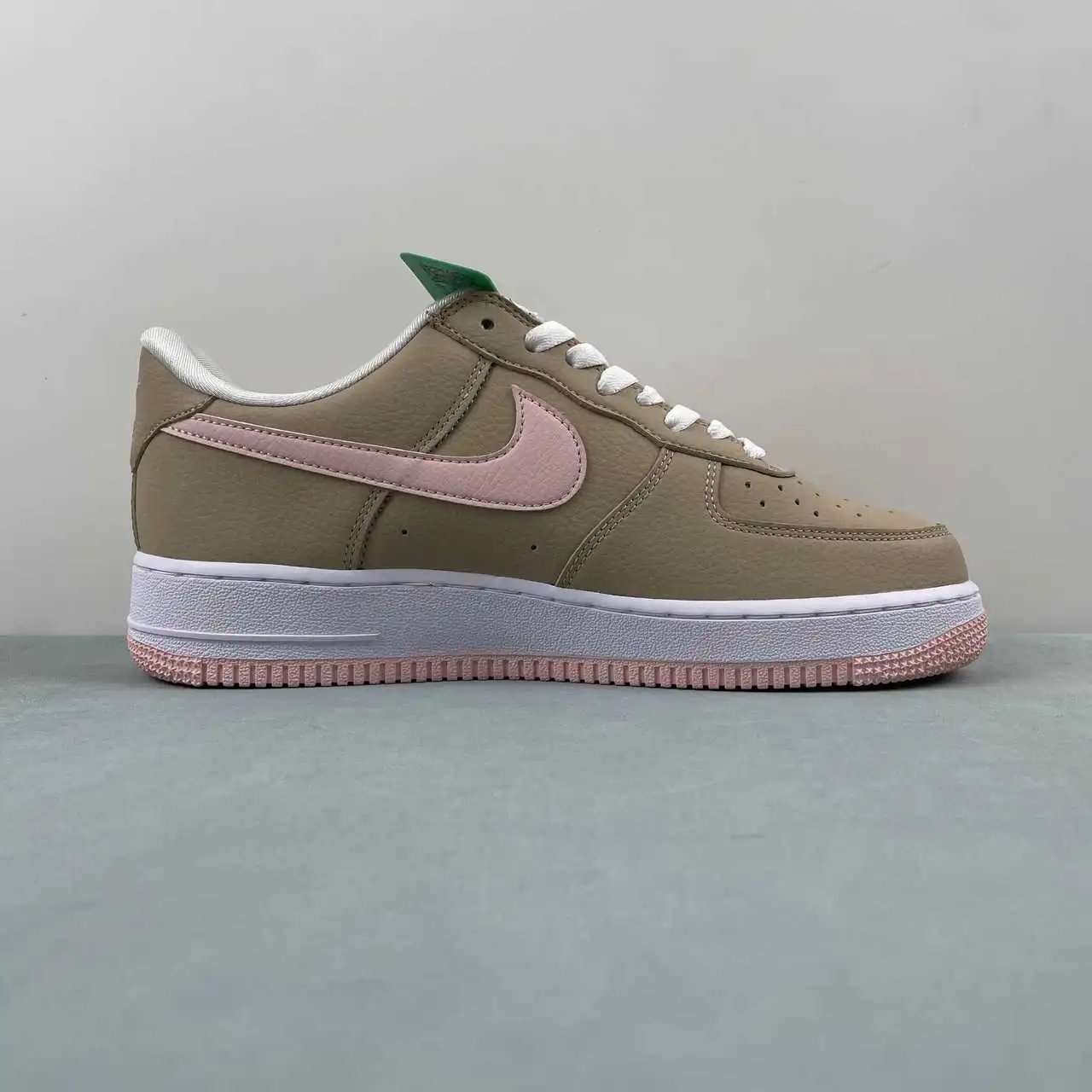 Nike Air Force 1 845053-201 thumbnail 4
