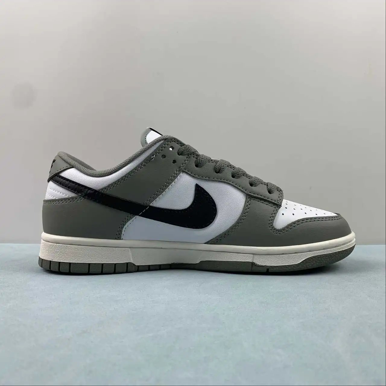 Nike Dunk Low FZ4624-001 5
