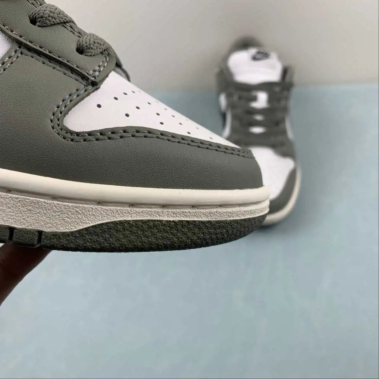 Nike Dunk Low FZ4624-001 7