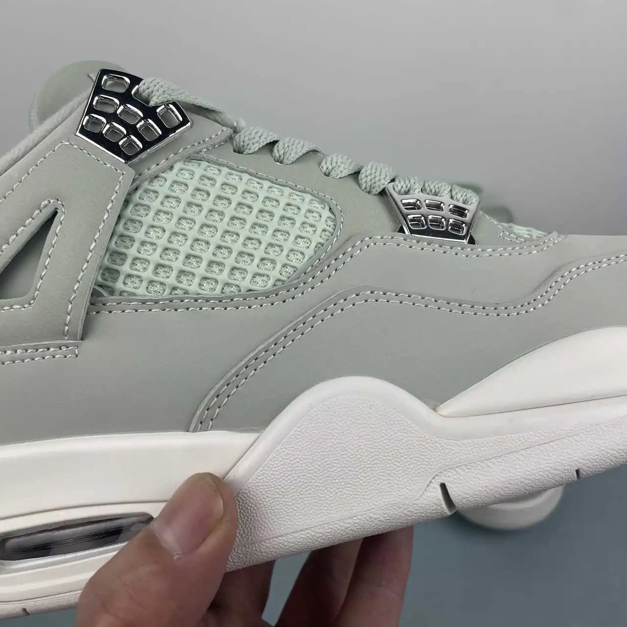 Air Jordan 4 HV0823-003 8