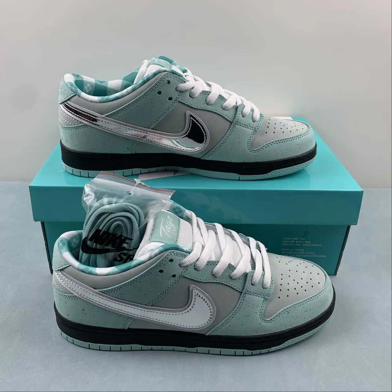Nike Dunk Low BV1310-402