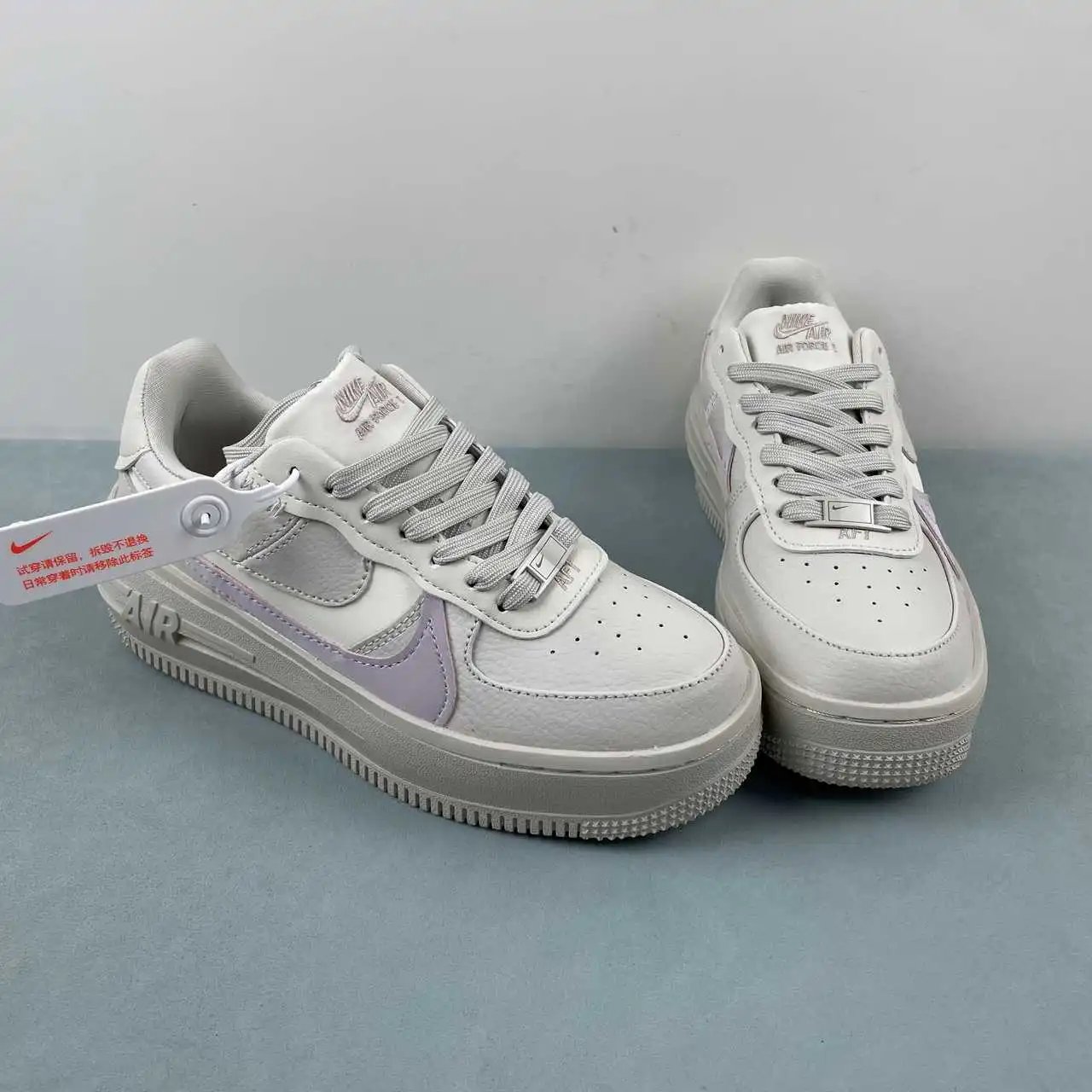 Nike Air Force 1 DJ9946-108 thumbnail 2