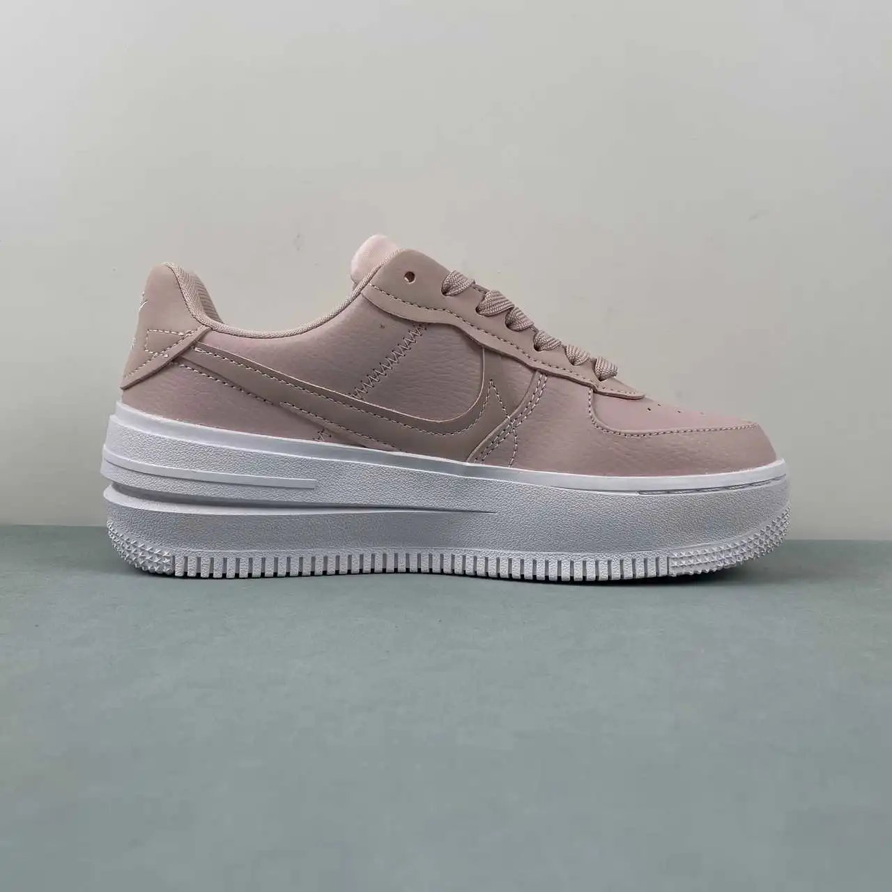 Nike Air Force 1 DJ9946-602 thumbnail 4