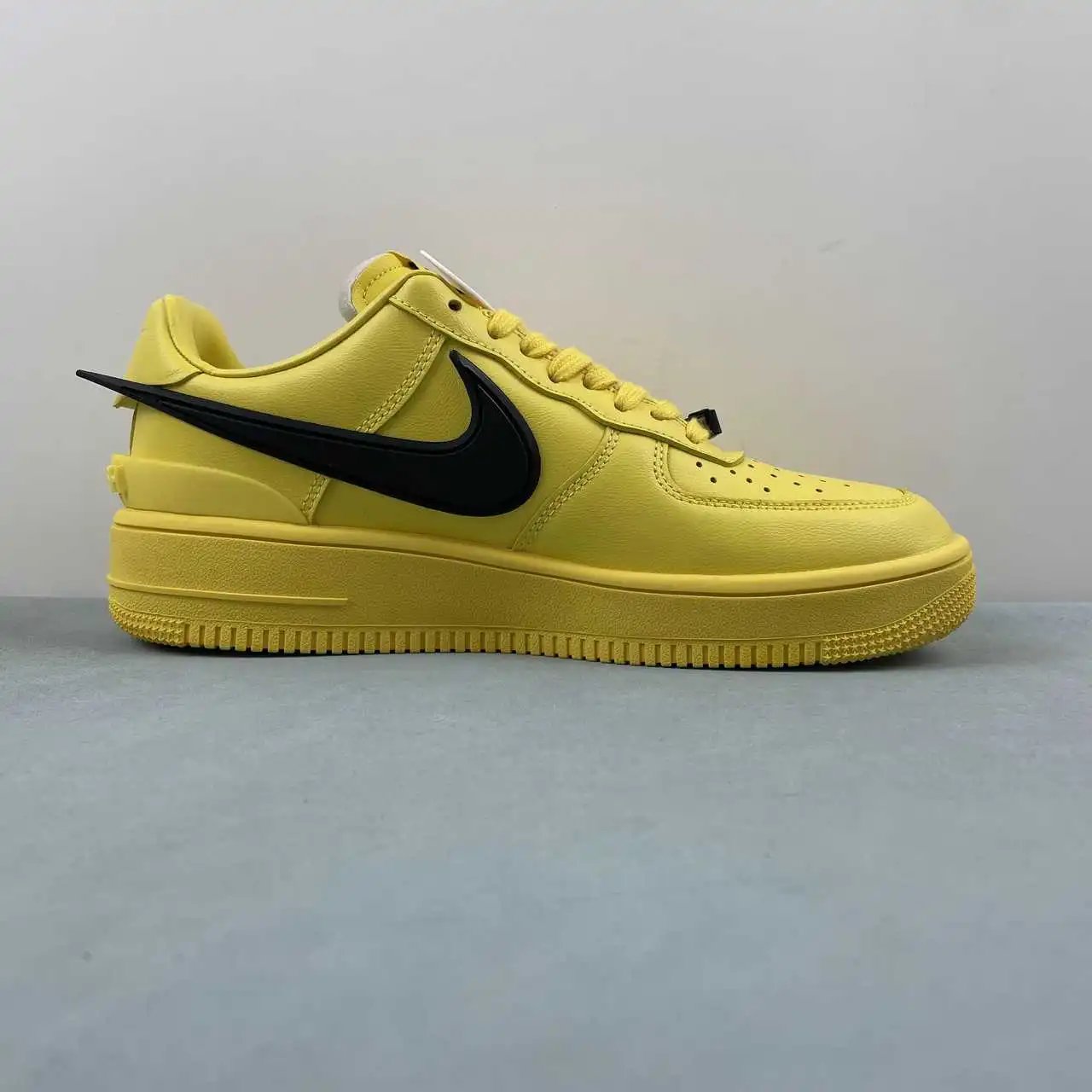 Nike Air Force 1 DV3464-600 thumbnail 4