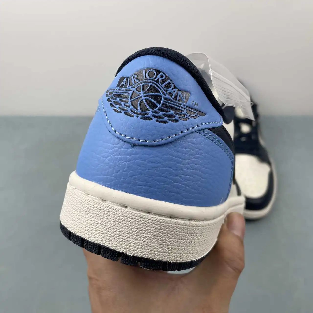 Air Jordan 1 Low CZ0790-400 8