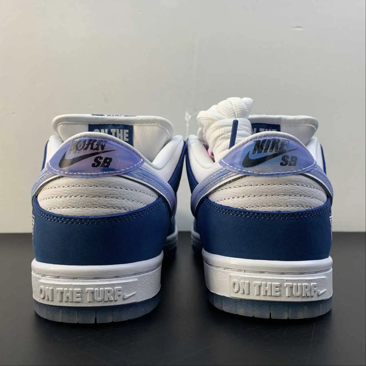 Nike Dunk Low FN7819-400 11