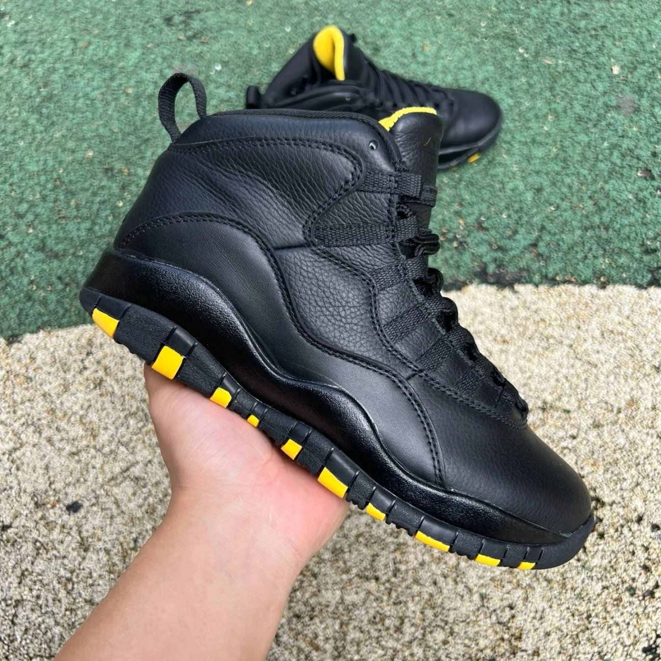 Air Jordan 10 hj6779-001 thumbnail 2