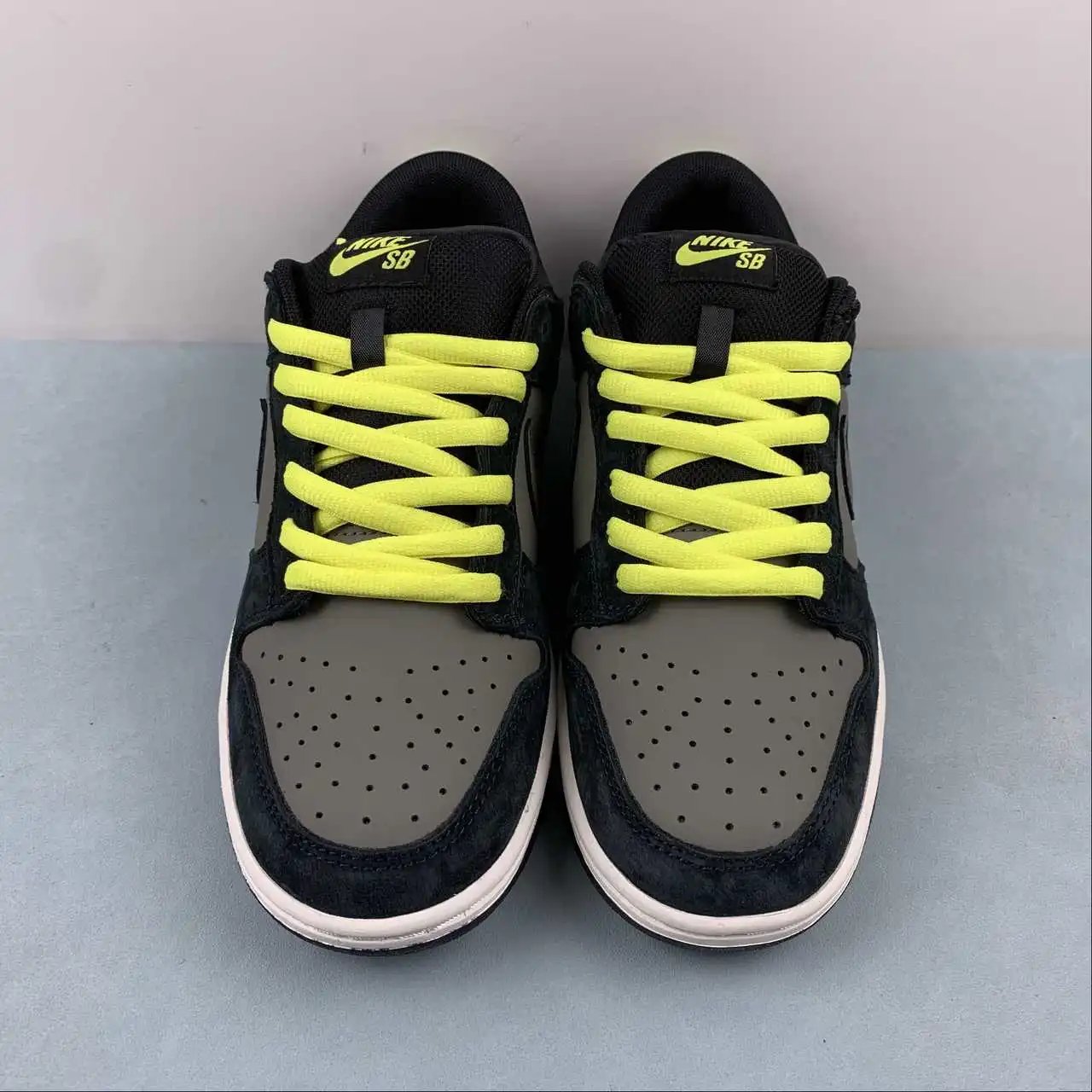 Nike Dunk Low 504750-078 thumbnail 3