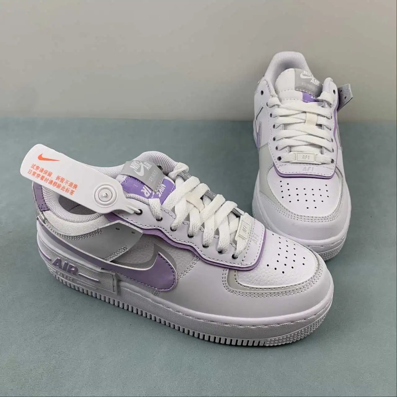 Nike Air Force 1 FN6335-102 thumbnail 2