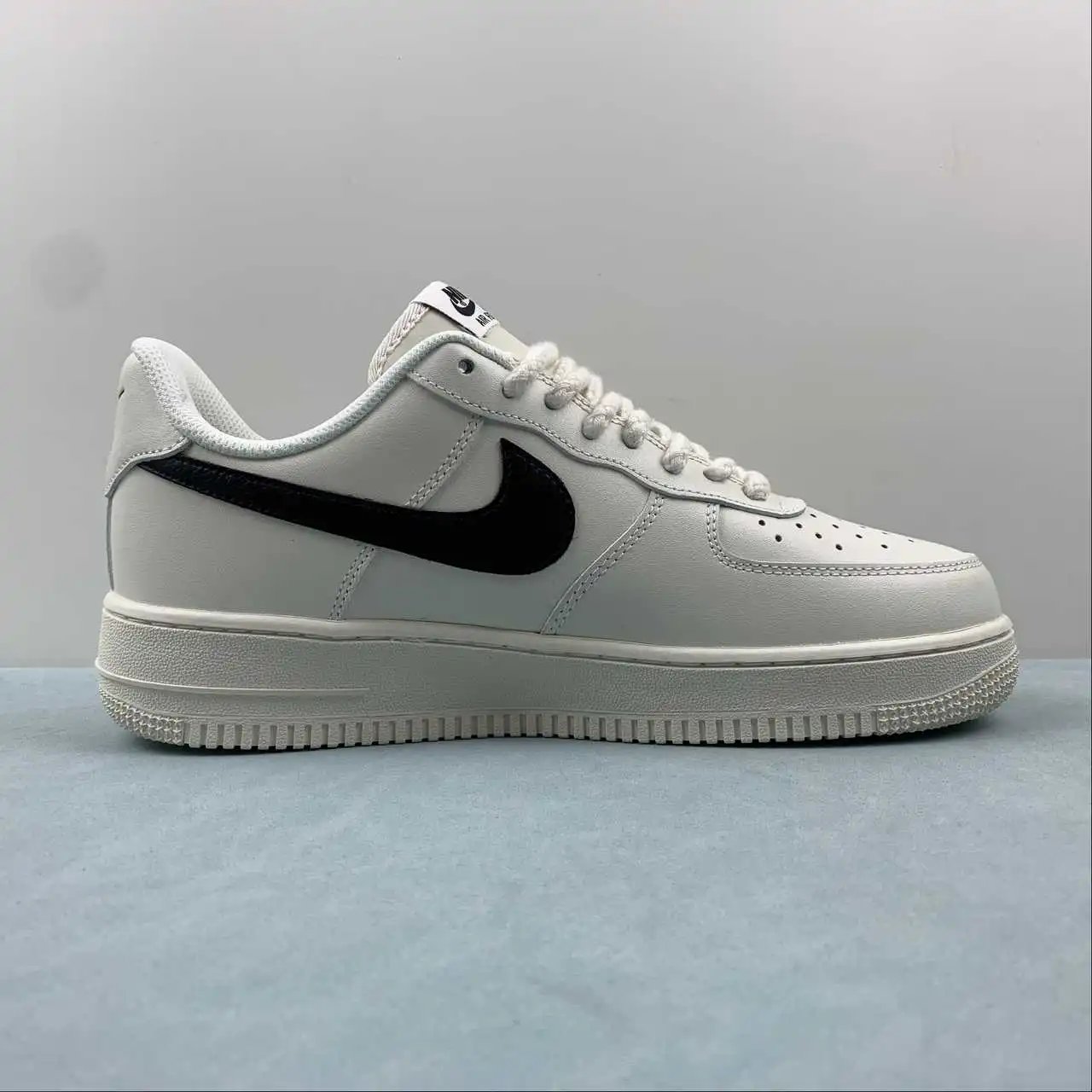 Nike Air Force 1 FD0660-200 thumbnail 4