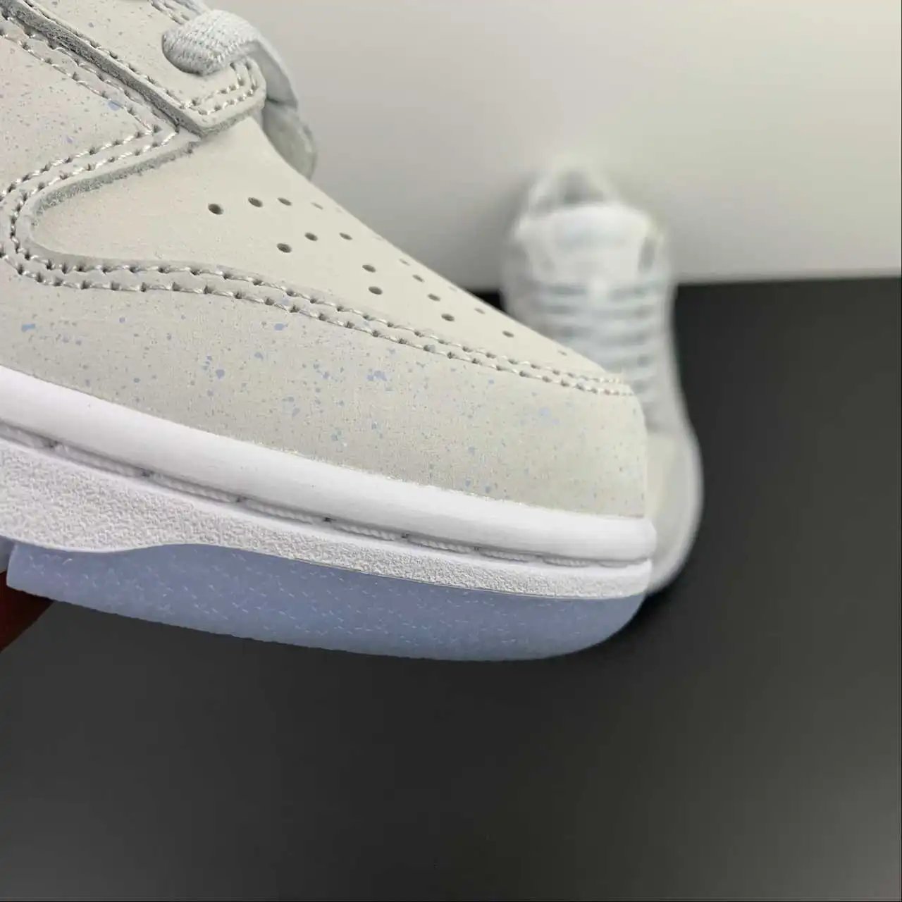 Nike Dunk Low FD8776-100 7