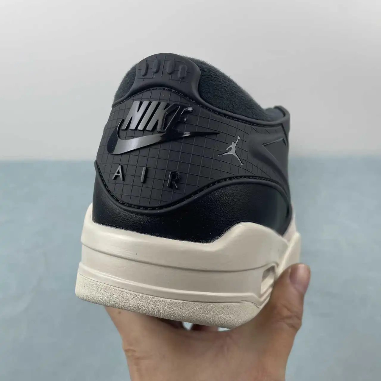Air Jordan 4 FQ7939-001 9