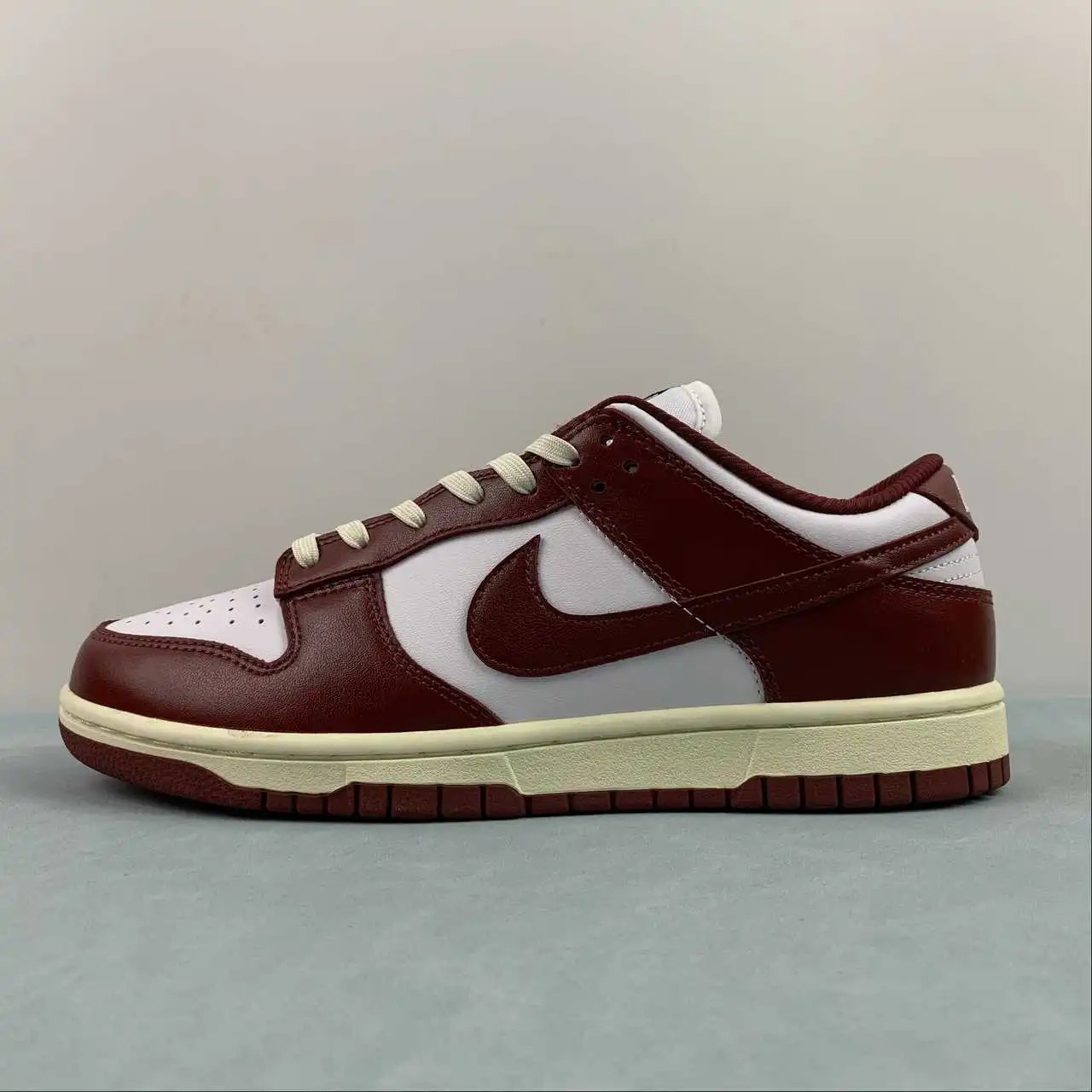 Nike Dunk Low FJ4555-100 thumbnail 4