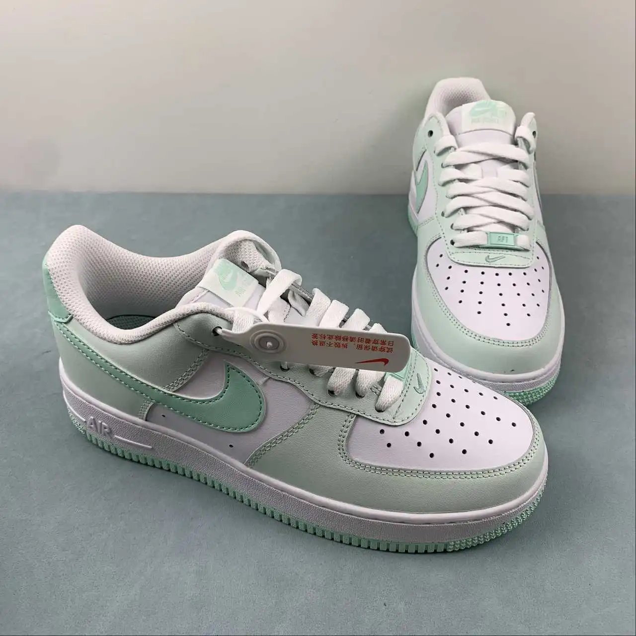 Nike Air Force 1 FZ4123-394 thumbnail 2