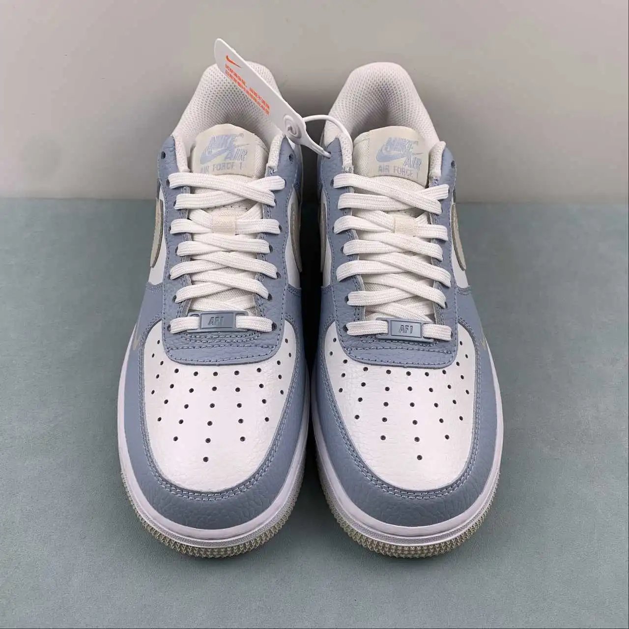 Nike Air Force 1 HF0022-400 thumbnail 3