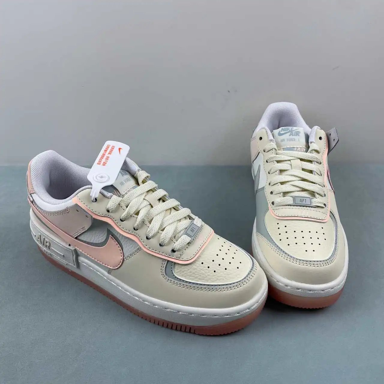 Nike Air Force 1 DZ1847-105 thumbnail 2