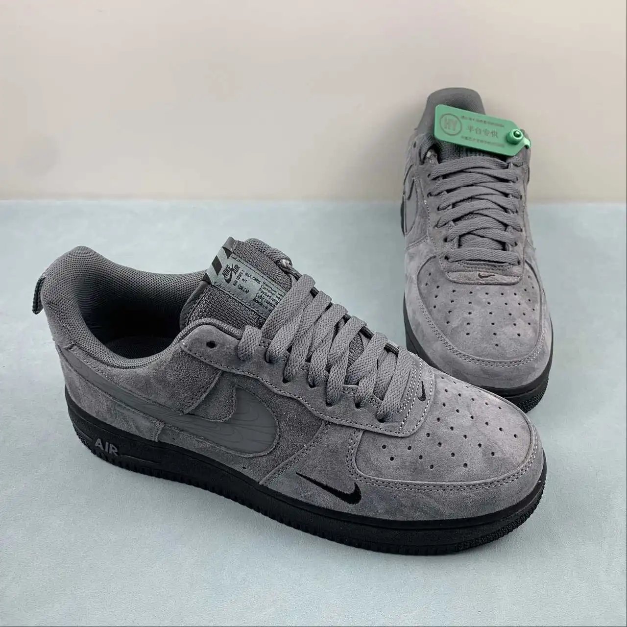 Nike Air Force 1 DZ4514-002 thumbnail 2