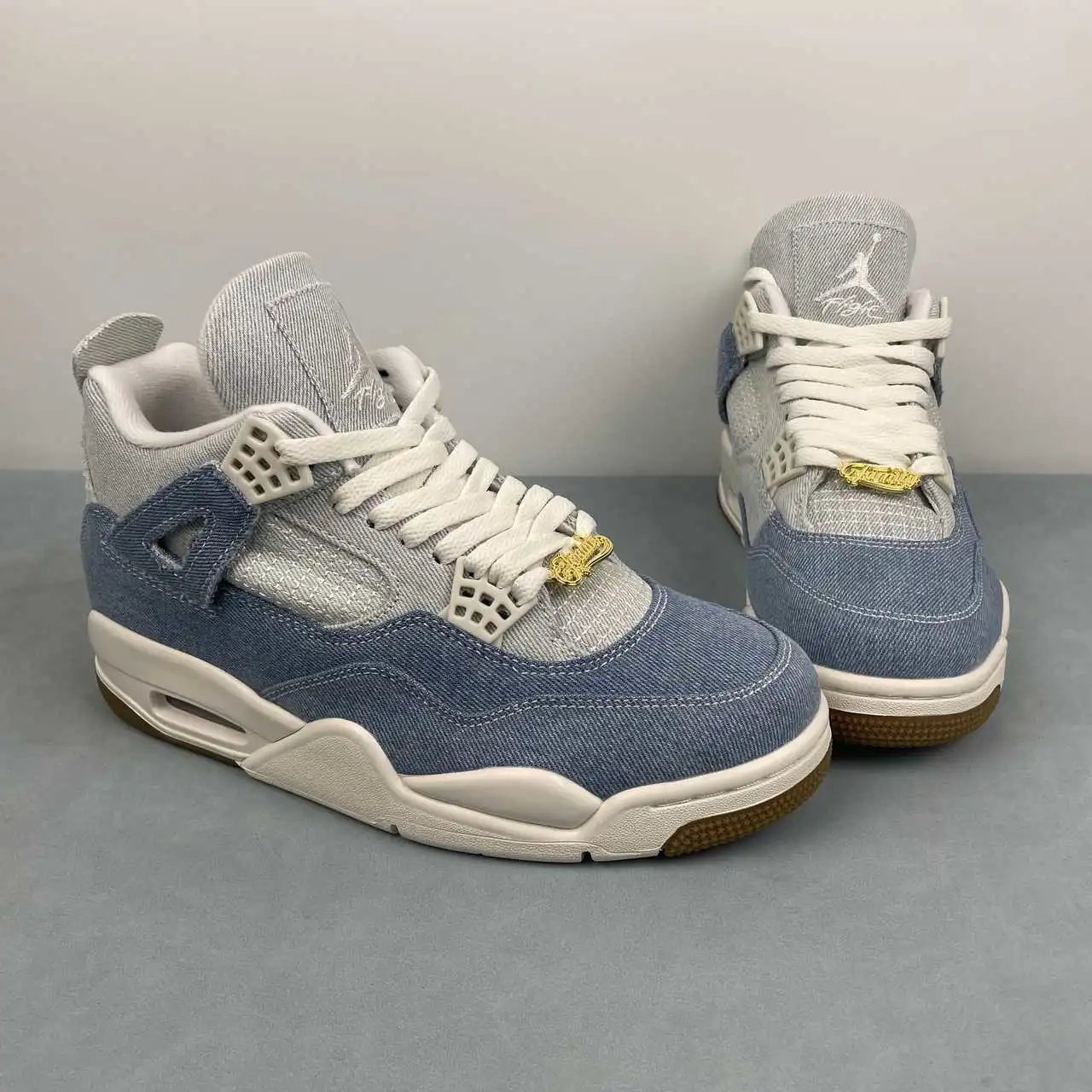 Air Jordan 4 IB6716-100 thumbnail 2